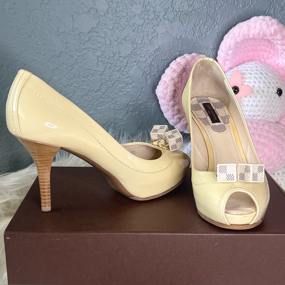 Louis Vuitton Cream Patent Leather and Damier Azur Peep Toe Heel Shoes Size EU36 - Picture 6 of 12